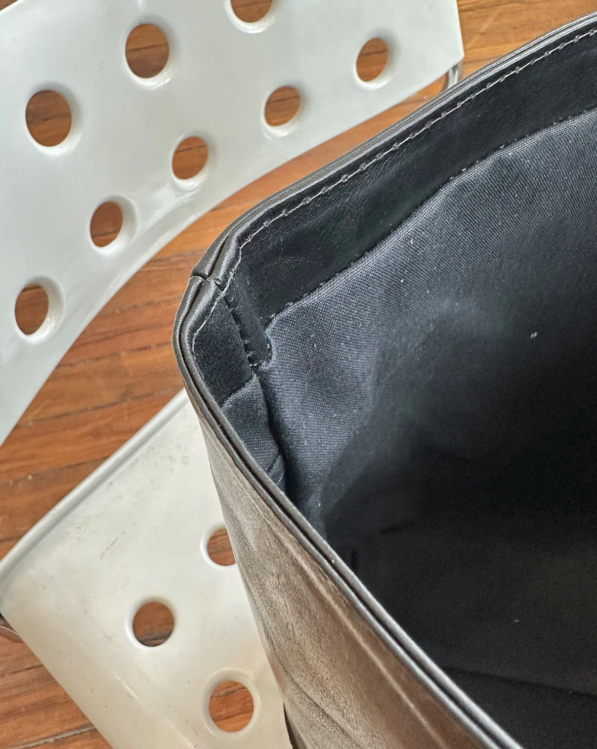 All Leather Tote - Black - Image 9
