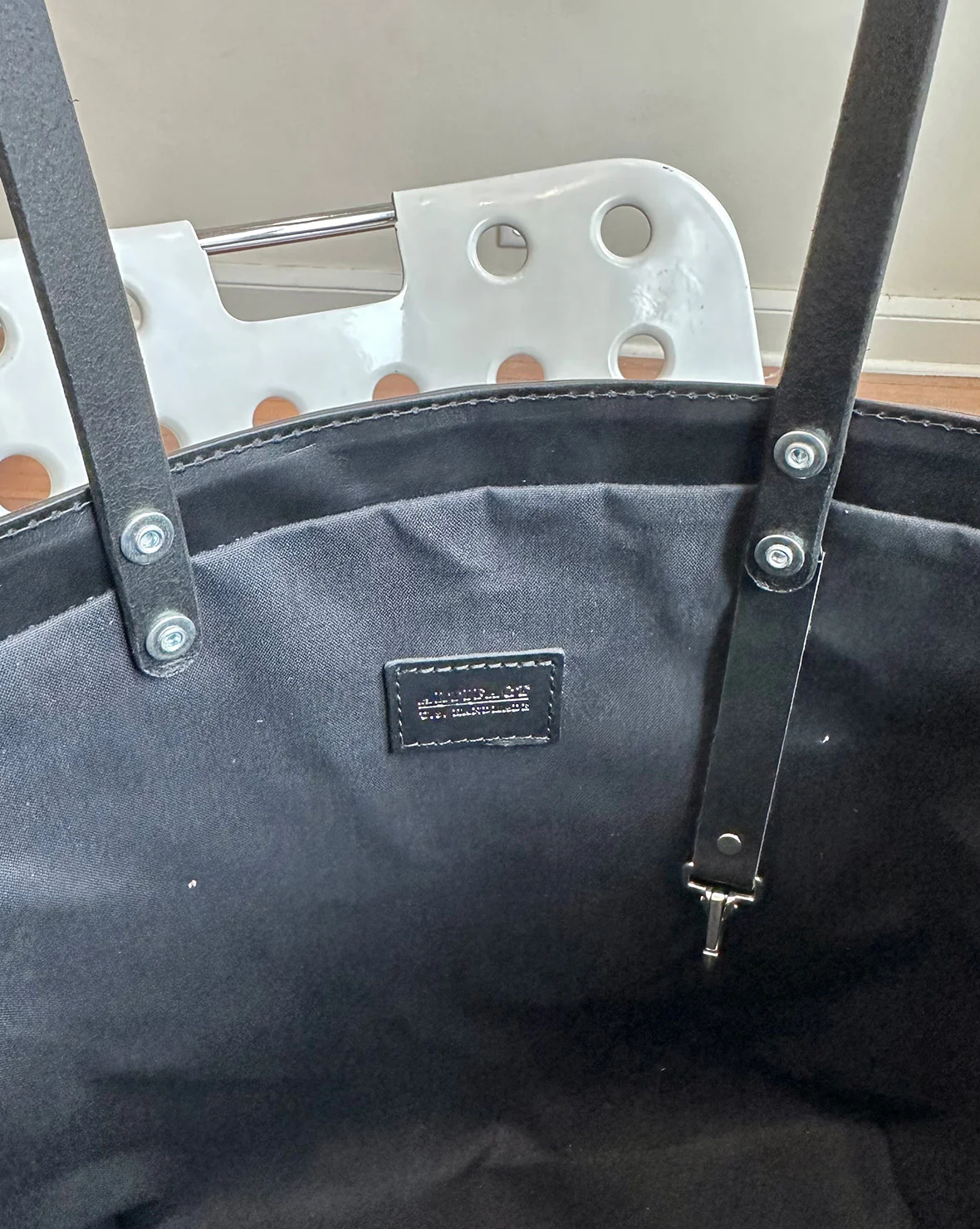 All Leather Tote - Image 18