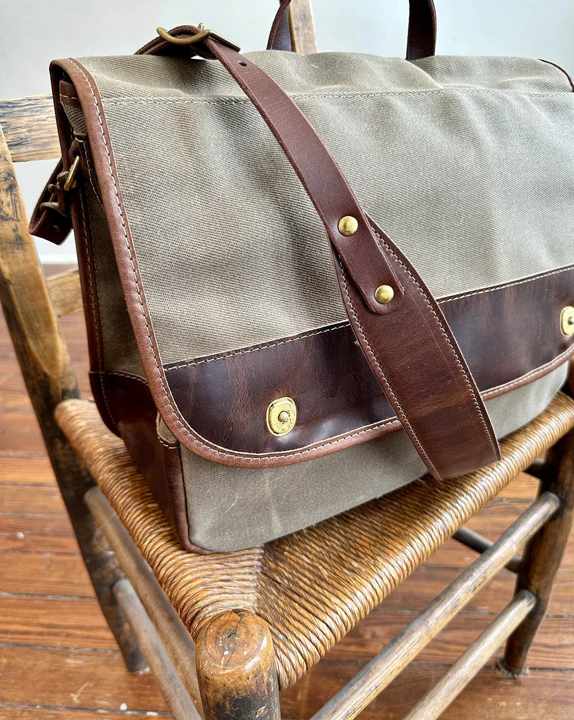 Field Bag - Image 5