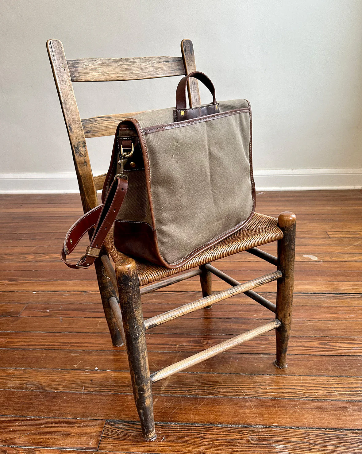 Field Bag - Image 8