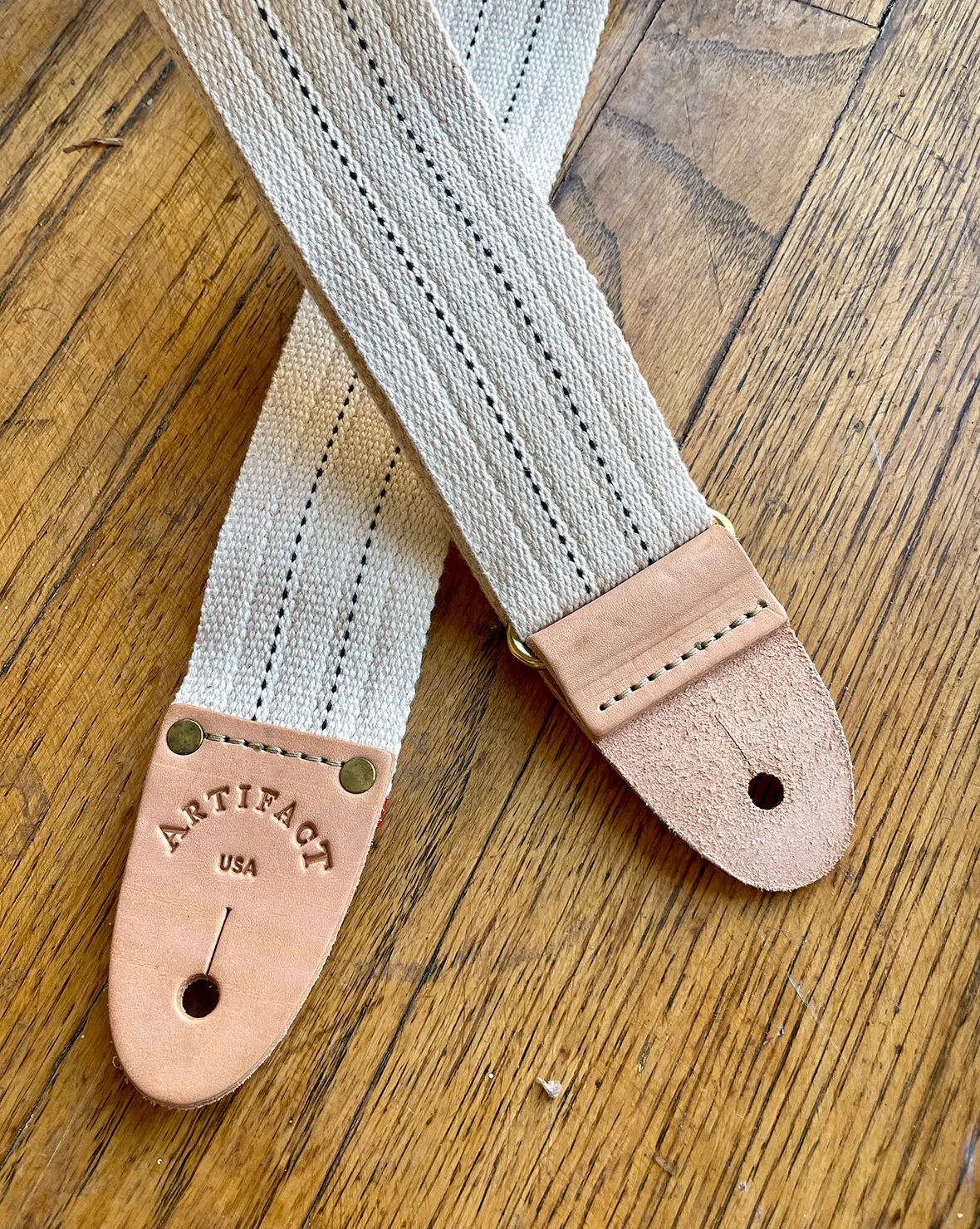 Guitar Strap in Woven Cotton & Leather - Image 7