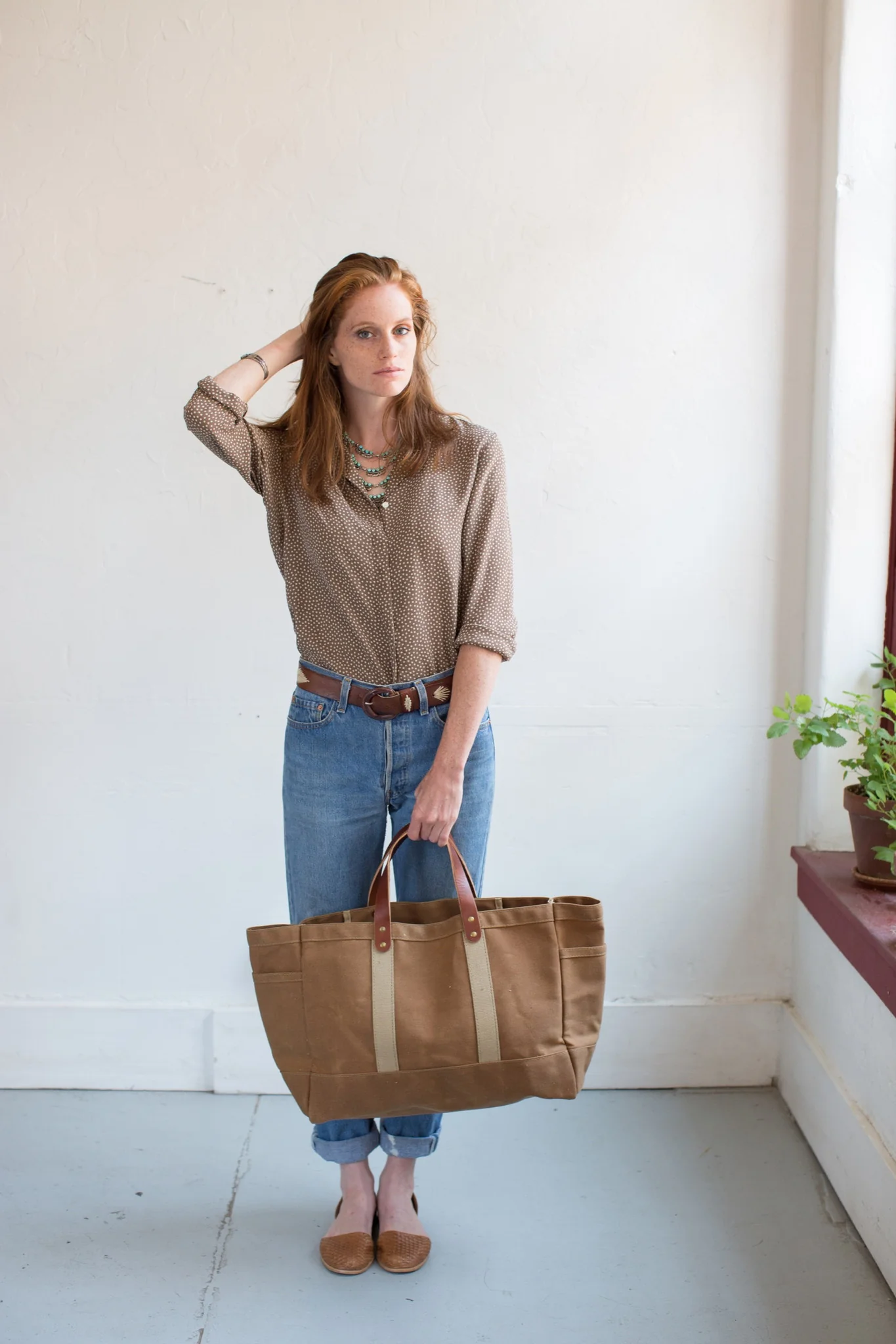 Garden & Tool Tote in Wax Canvas - Image 5